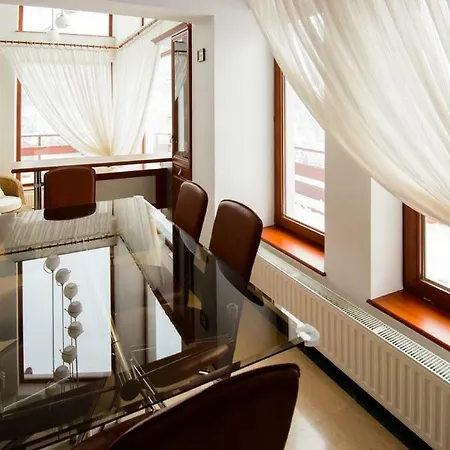 Modern With Beautiful Views To The City Villa *