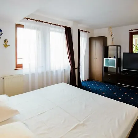 Villa Modern With Beautiful Views To The City